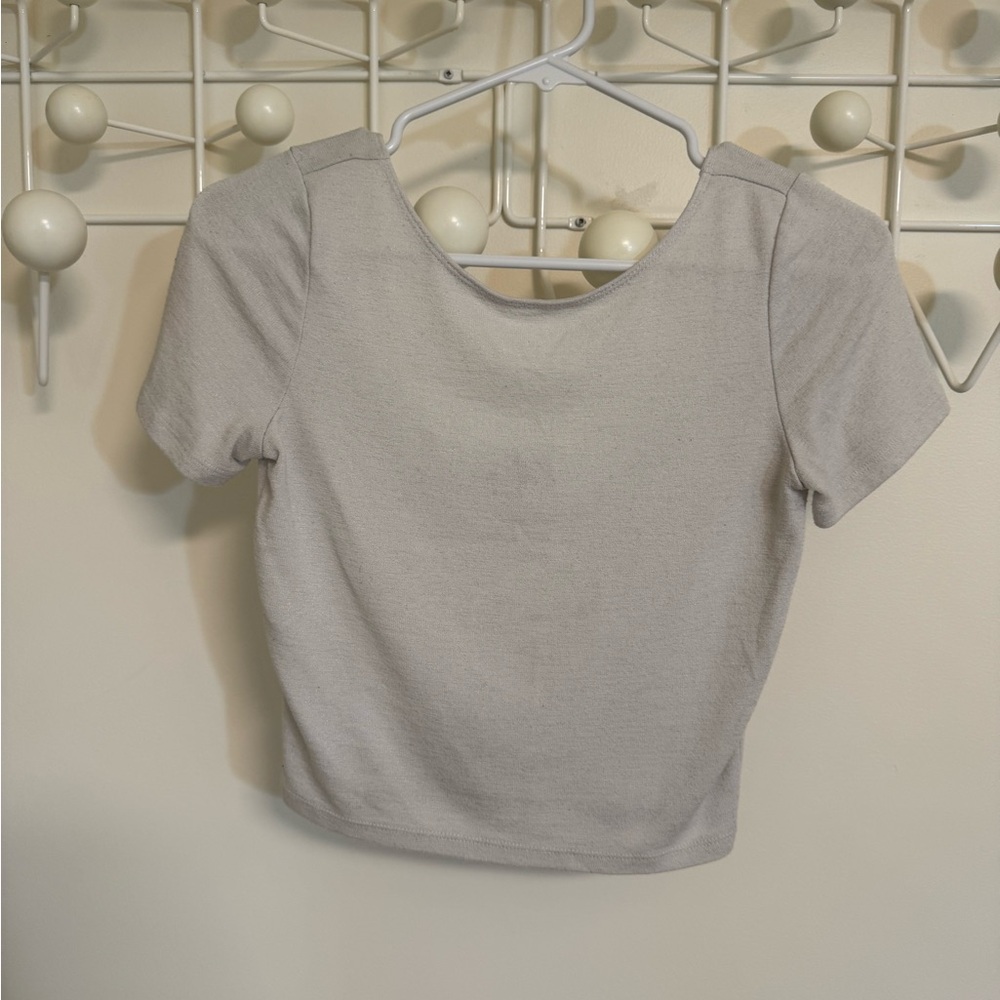 Wilfred White Chic Crop Top